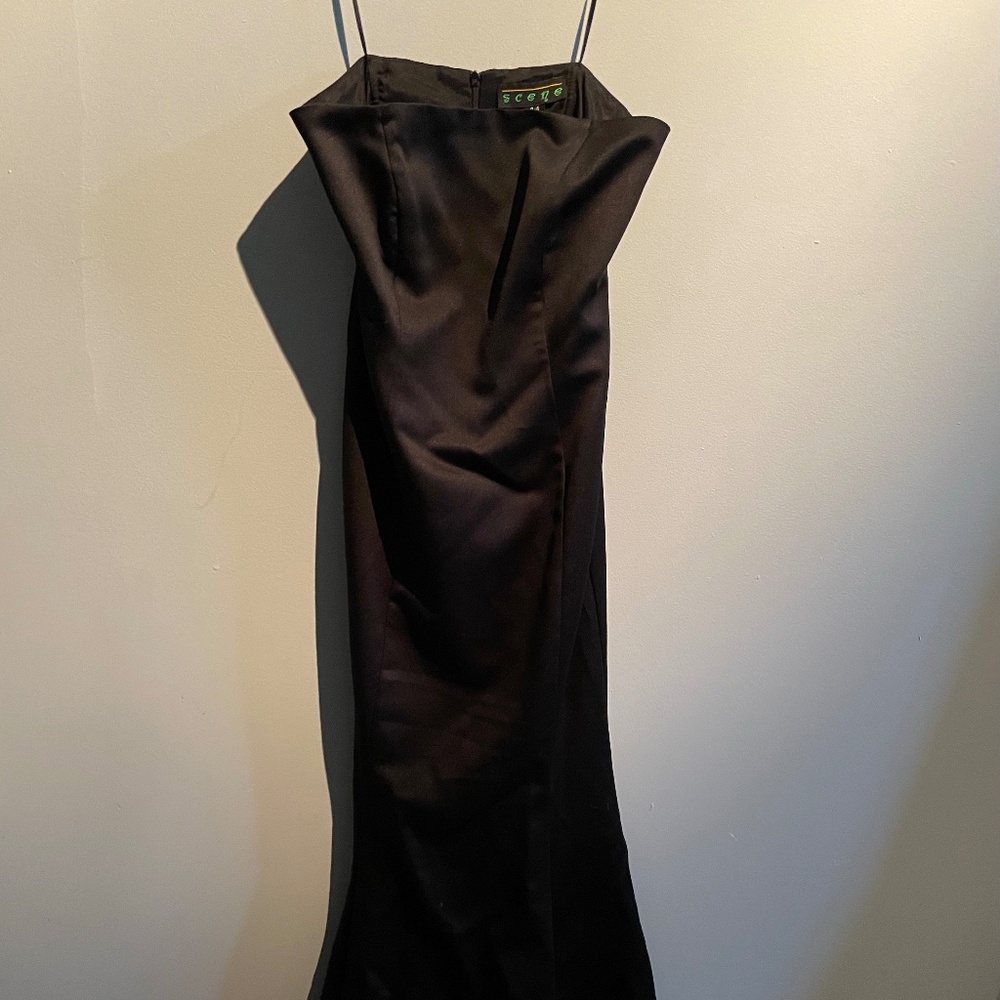 Super Classy black, long strapless gown
